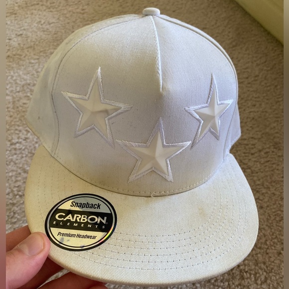 Carbon Elements White Star Adjustable SnapBack Hat. - Picture 2 of 7